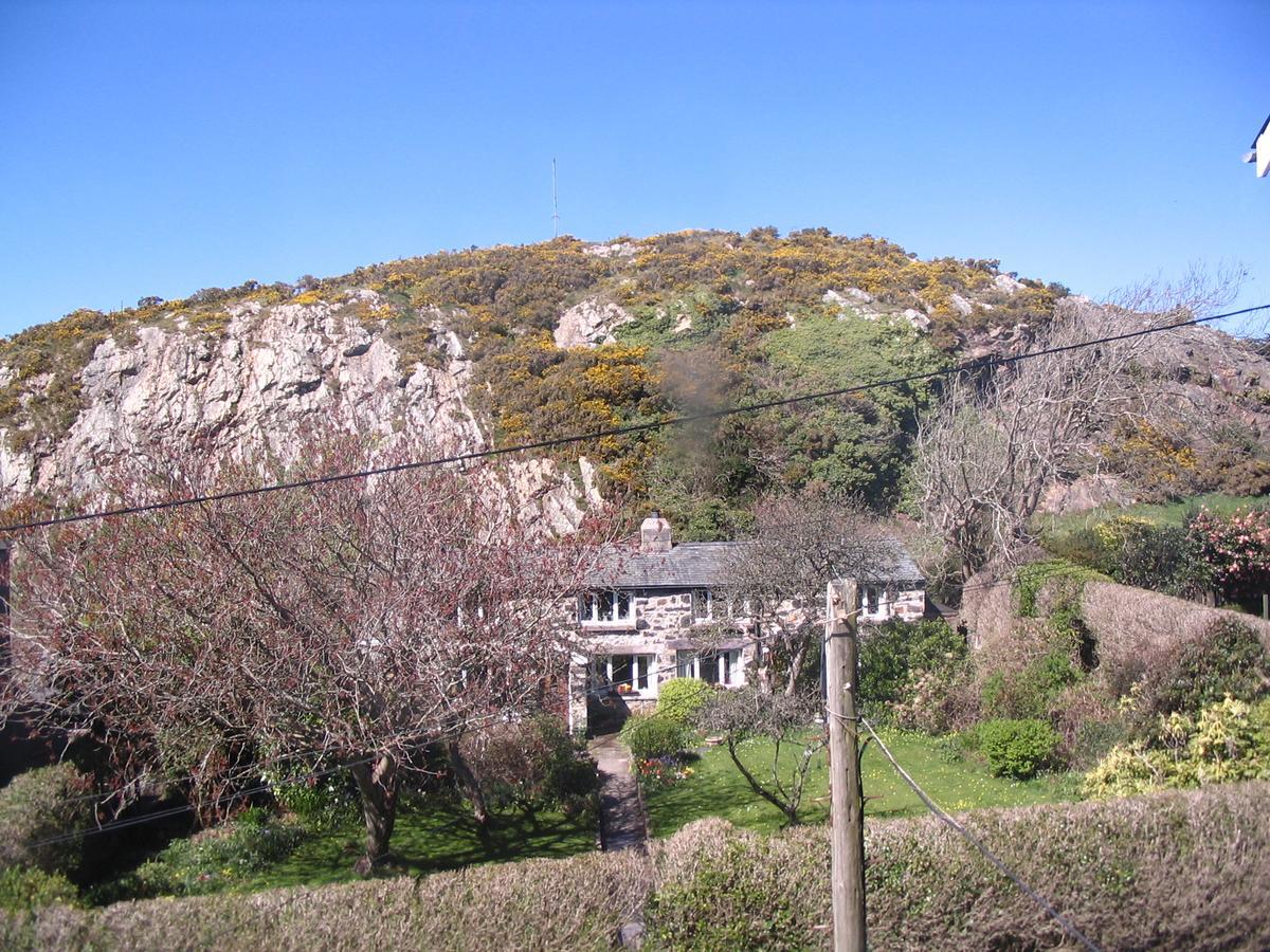 Marine Hotel Criccieth Exterior photo