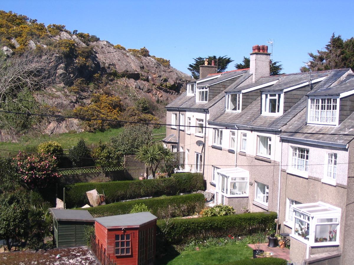 Marine Hotel Criccieth Exterior photo