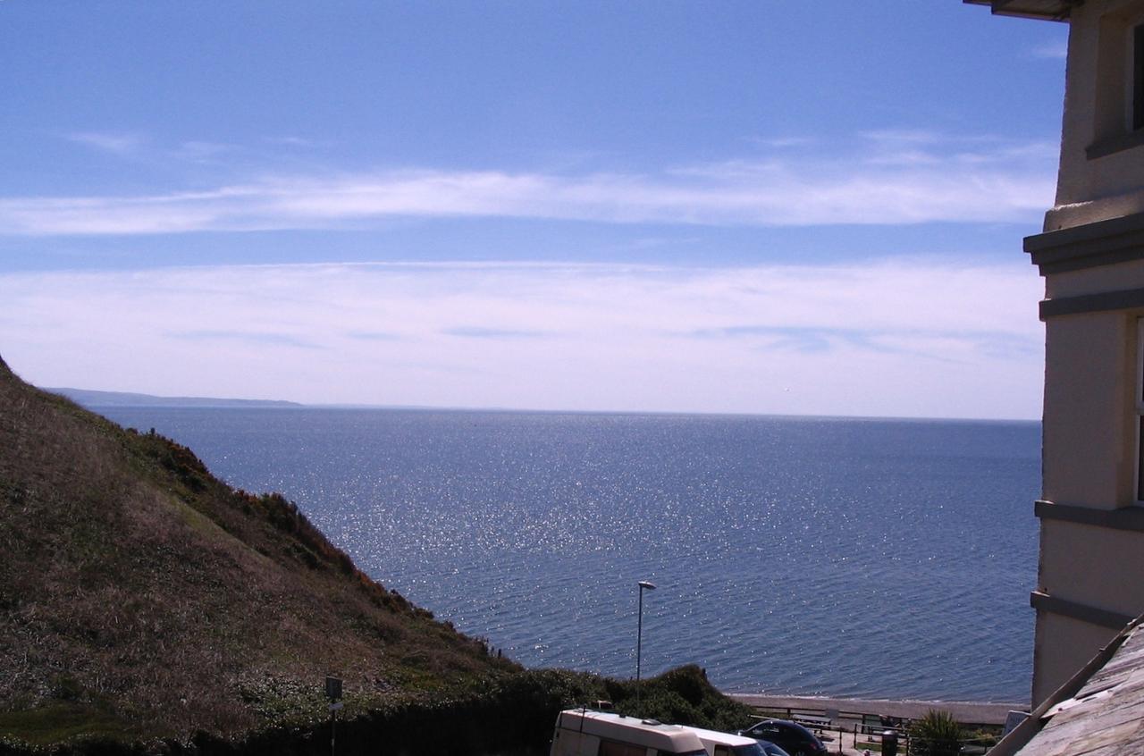 Marine Hotel Criccieth Exterior photo